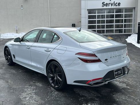 Used 2022 Genesis G70 3.3T w/ Sport Advanced Package image 11