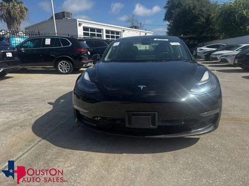 Used 2023 Tesla Model 3 Standard Range RWD image 1