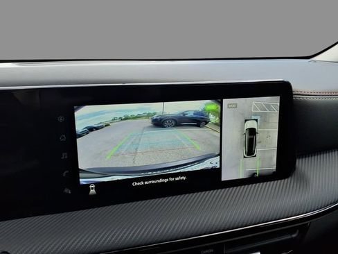Used 2025 Nissan Kicks SR FWD image 26