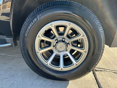 Used 2016 Chevrolet Tahoe LTZ image 11