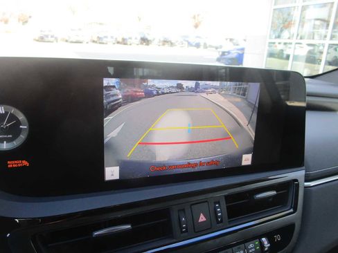 Used 2023 Lexus ES 350 w/ Premium Package image 21