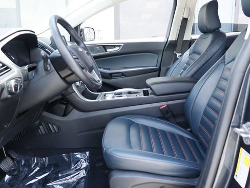 Certified 2023 Ford Edge SEL w/ Sport Appearance Package AWD/4WD image 4