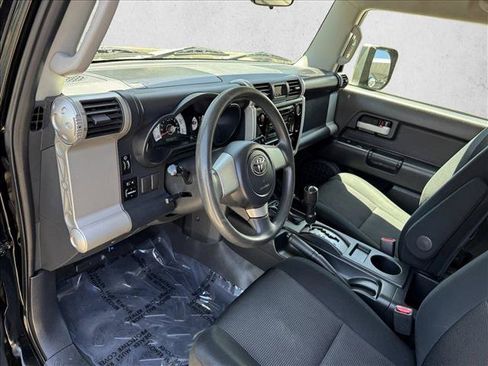 Used 2007 Toyota FJ Cruiser 4WD image 11