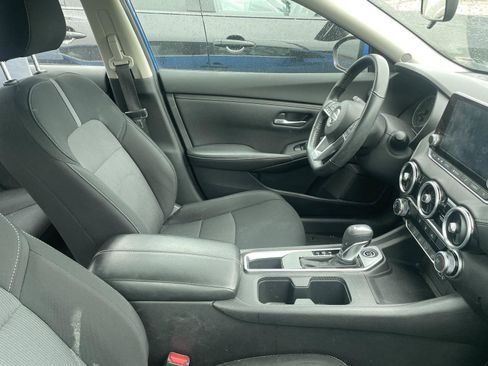 Used 2022 Nissan Sentra SV w/ Trunk Package FWD image 8