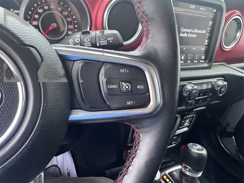 Used 2018 Jeep Wrangler Unlimited Rubicon image 22