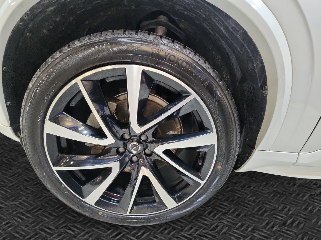 Used 2024 Volvo XC90 B6 Plus w/ Protection Package Premier AWD/4WD image 13