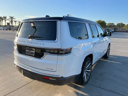 Used 2022 Jeep Grand Wagoneer Series II w/ Convenience Group III AWD/4WD image 8