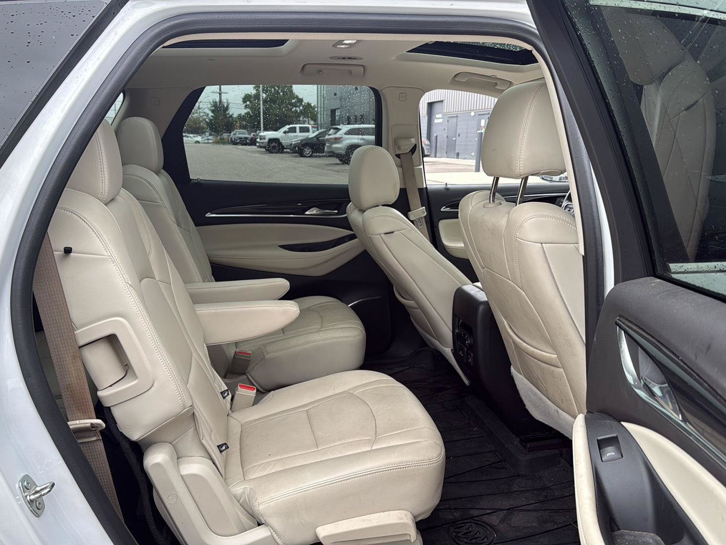 Used 2022 Buick Enclave Essence w/ Experience Buick Package AWD/4WD image 12