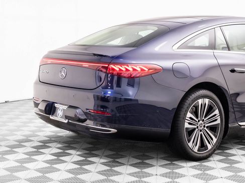 Used 2022 Mercedes-Benz EQS 450+ Sedan image 33