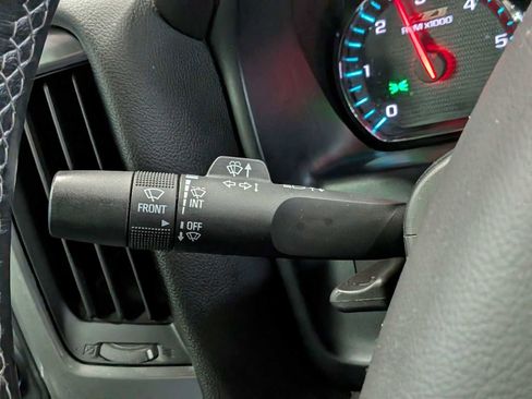 Used 2018 Chevrolet Silverado 1500 LT w/ All Star Edition image 28