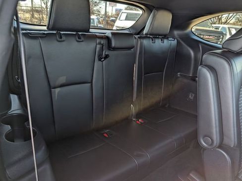 Used 2024 Toyota Highlander XSE image 32