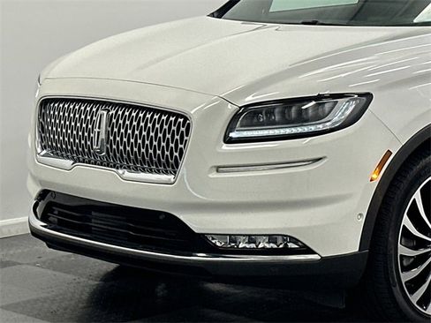 Used 2022 Lincoln Nautilus Black Label image 2