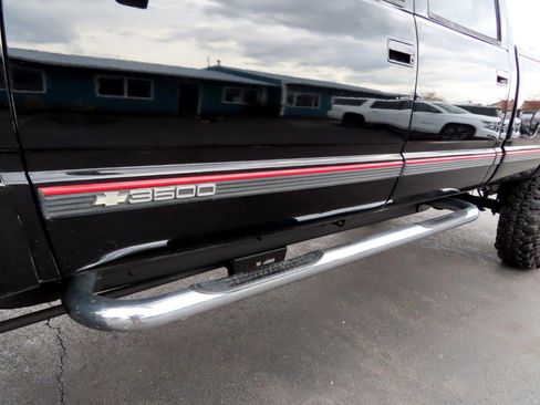 Used 1994 Chevrolet Silverado 3500 4x4 Crew Cab image 13