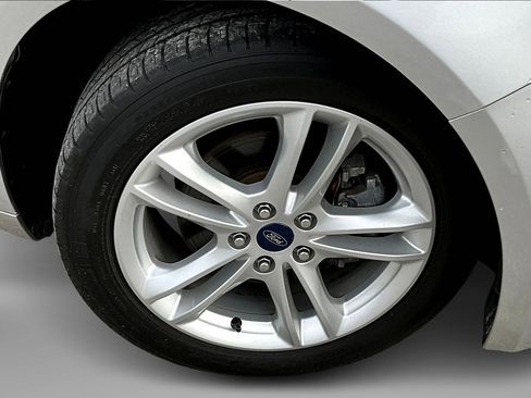 Used 2018 Ford Fusion S image 9