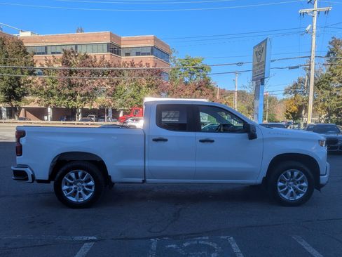 Used 2021 Chevrolet Silverado 1500 Custom image 7
