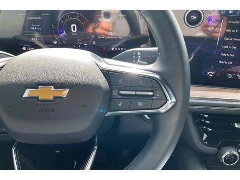Used 2026 Chevrolet Tahoe High Country AWD/4WD image 21
