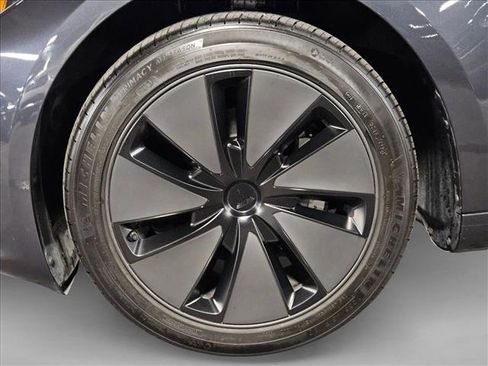 Used 2025 Tesla Model 3 Long Range image 22
