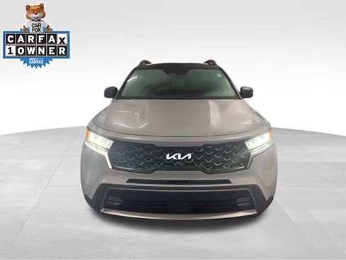 Used 2022 Kia Sorento SX Prestige image 2
