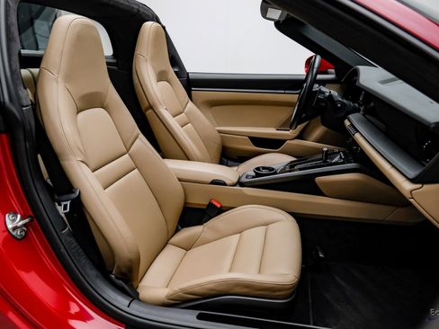Used 2021 Porsche 911 Targa 4S Heritage Design image 57