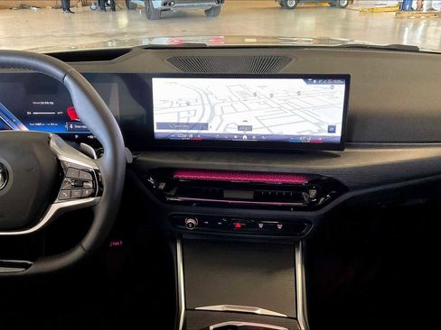 Certified 2025 BMW 330i 330i w/ M Sport Package image 6