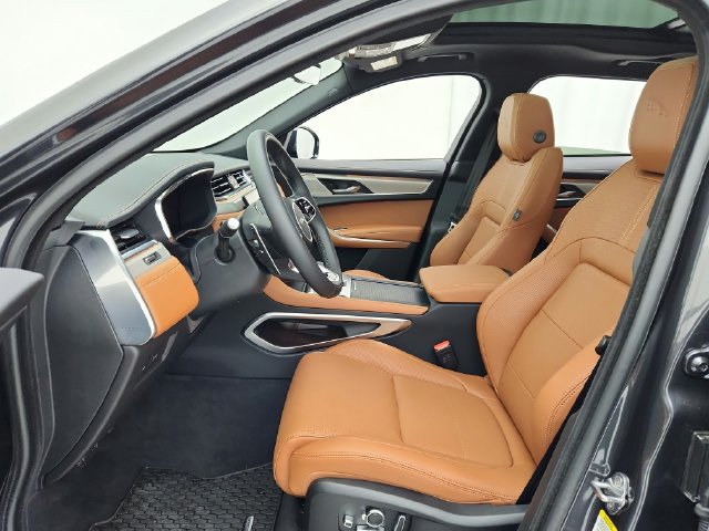 Certified 2026 Jaguar F-PACE R-Dynamic S AWD/4WD image 29