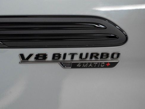 New 2026 Mercedes-Benz SL 63 AMG 4MATIC image 32