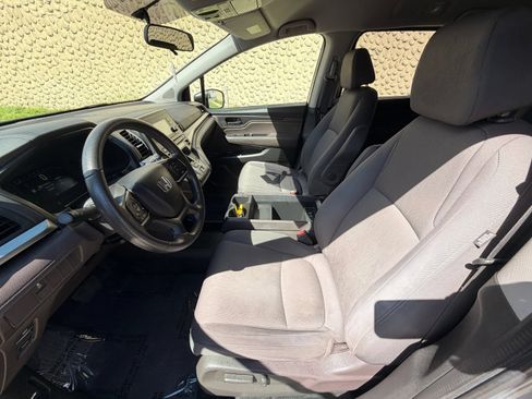 Used 2019 Honda Odyssey LX image 13