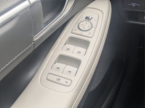 Used 2024 Hyundai Sonata Limited FWD image 27