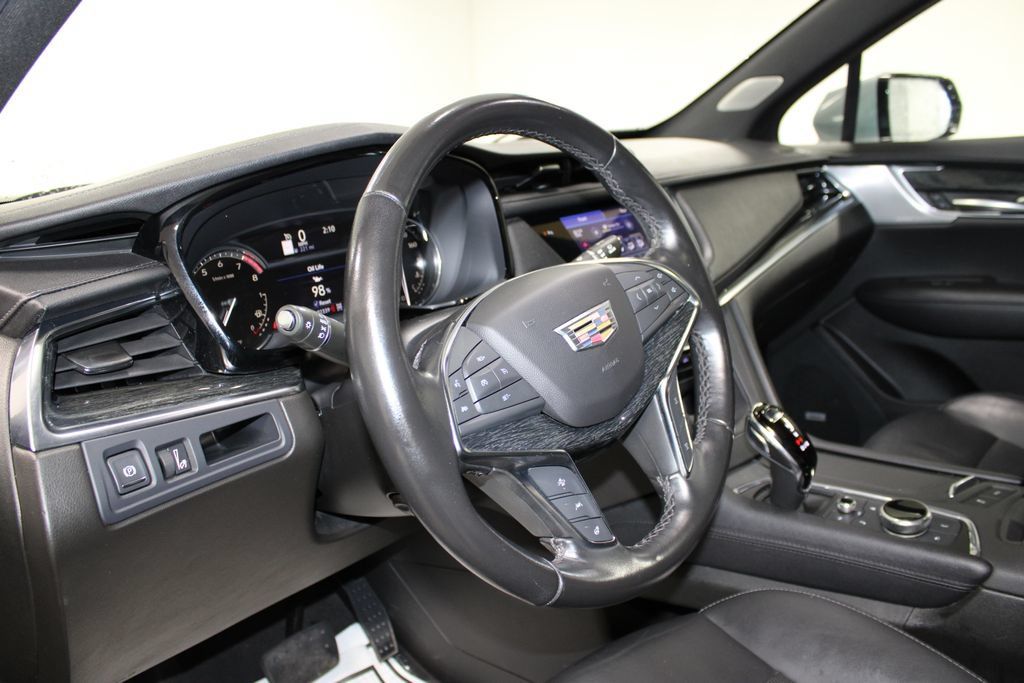 Used 2023 Cadillac XT5 Premium Luxury AWD/4WD image 23