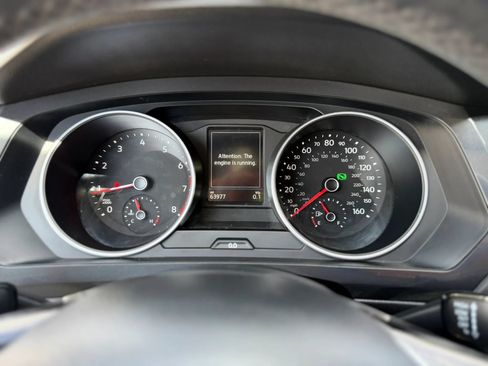 Used 2019 Volkswagen Tiguan SE FWD image 39