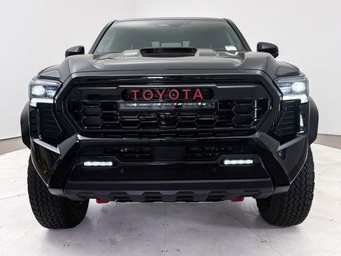 Used 2025 Toyota Tacoma TRD Pro image 14