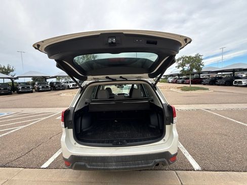 Used 2021 Subaru Forester Premium AWD/4WD image 7