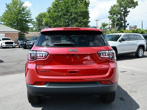 New 2026 Jeep Compass Latitude AWD/4WD image 7