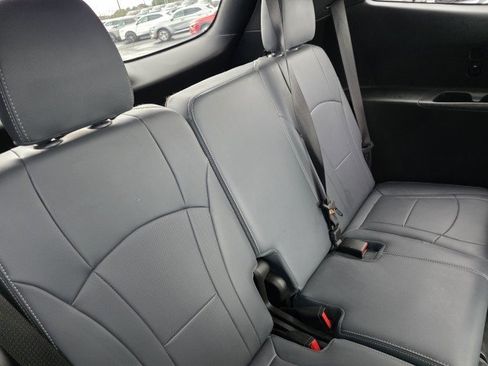 Used 2023 Buick Enclave Essence w/ Experience Buick Package image 38