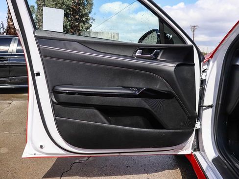 Used 2024 Kia K5 GT image 22