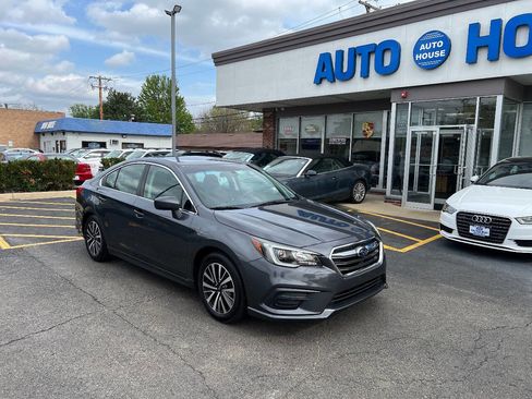 Used 2018 Subaru Legacy 2.5i Premium AWD/4WD image 3