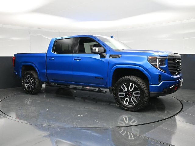Used 2023 GMC Sierra 1500 AT4 w/ AT4 Premium Package AWD/4WD image 5