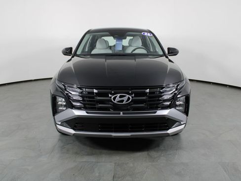Used 2026 Hyundai Tucson SE FWD image 14