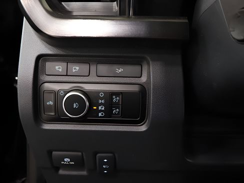 Used 2024 Ford F250 Lariat w/ Lariat Ultimate Package AWD/4WD image 20