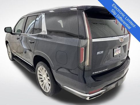 Used 2023 Cadillac Escalade Premium Luxury w/ Performance Package image 7