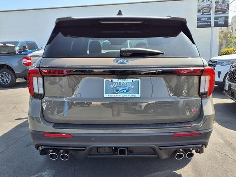 New 2026 Ford Explorer ST image 3