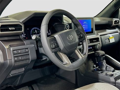 New 2025 Toyota 4Runner SR5 image 9