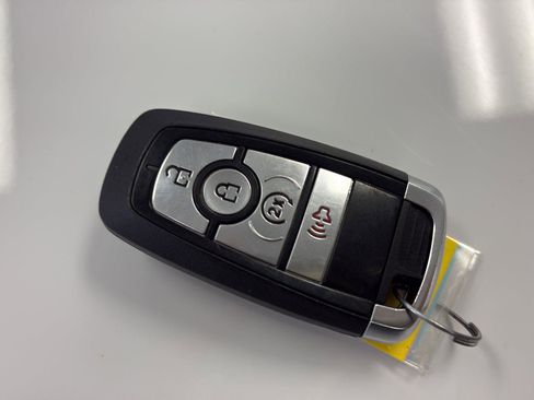 Used 2022 Ford Escape SE w/ Cold Weather Package image 22