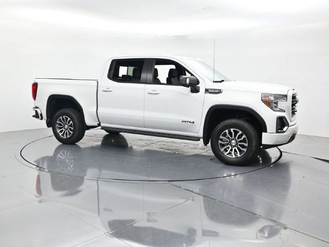 Used 2021 GMC Sierra 1500 AT4 w/ AT4 Premium Package AWD/4WD image 3