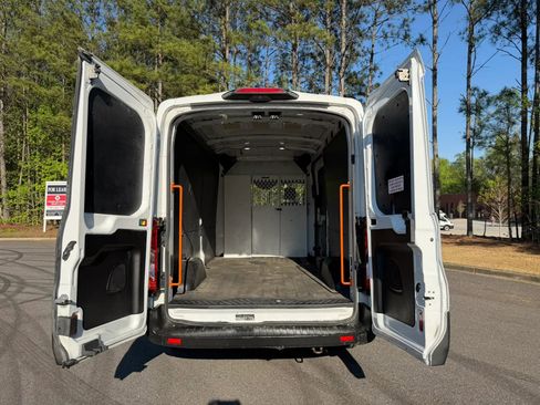 Used 2019 Ford Transit 150 148 Medium Roof image 7