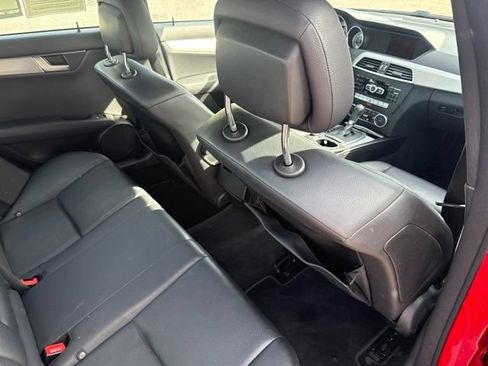 Used 2014 Mercedes-Benz C 250 Sedan image 17