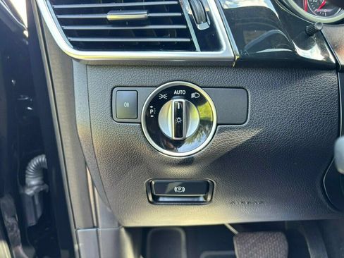 Used 2018 Mercedes-Benz GLE 350 4MATIC image 34
