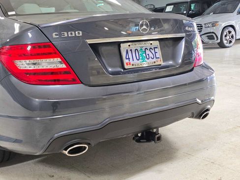 Used 2014 Mercedes-Benz C 300 4MATIC Sedan image 13