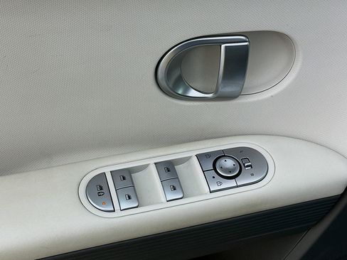 Used 2024 Hyundai Ioniq 5 SEL RWD image 15