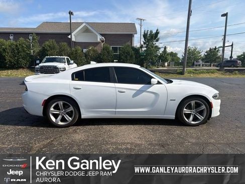 Used 2018 Dodge Charger R/T RWD image 1